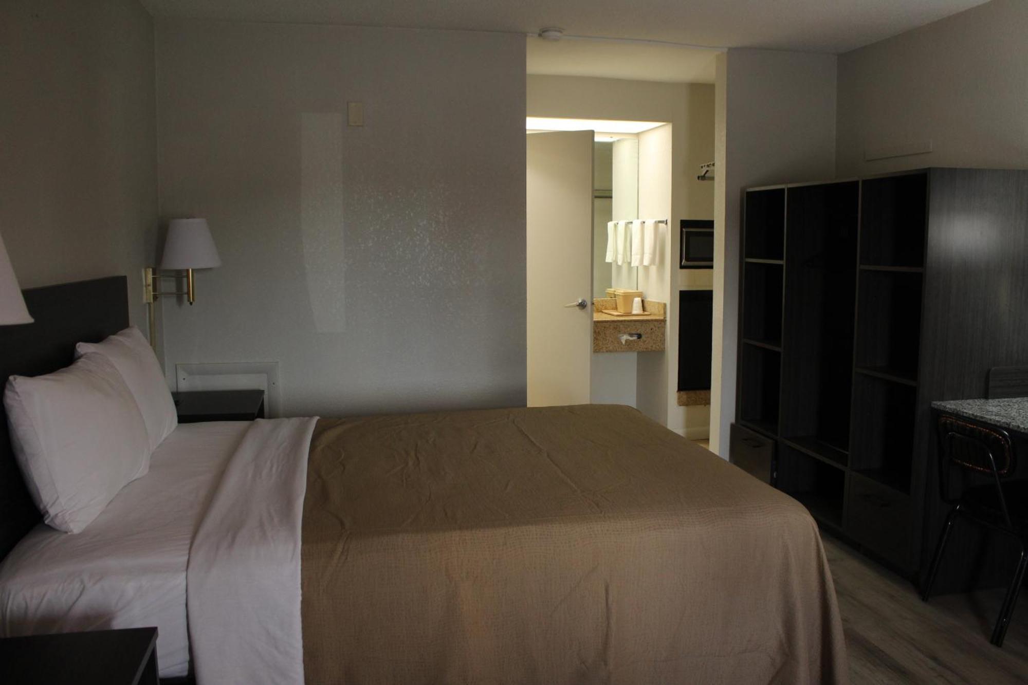 Vip Inn And Suites Хантсвилл Экстерьер фото